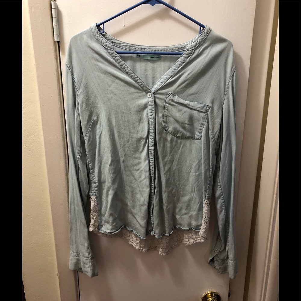 Light blue Maurice's button-down
